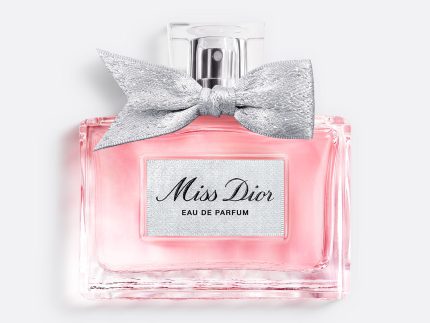 Miss Dior парфюм – луксозен дамски аромат от Dior perfumes с дълготраен и изтънчен букет.